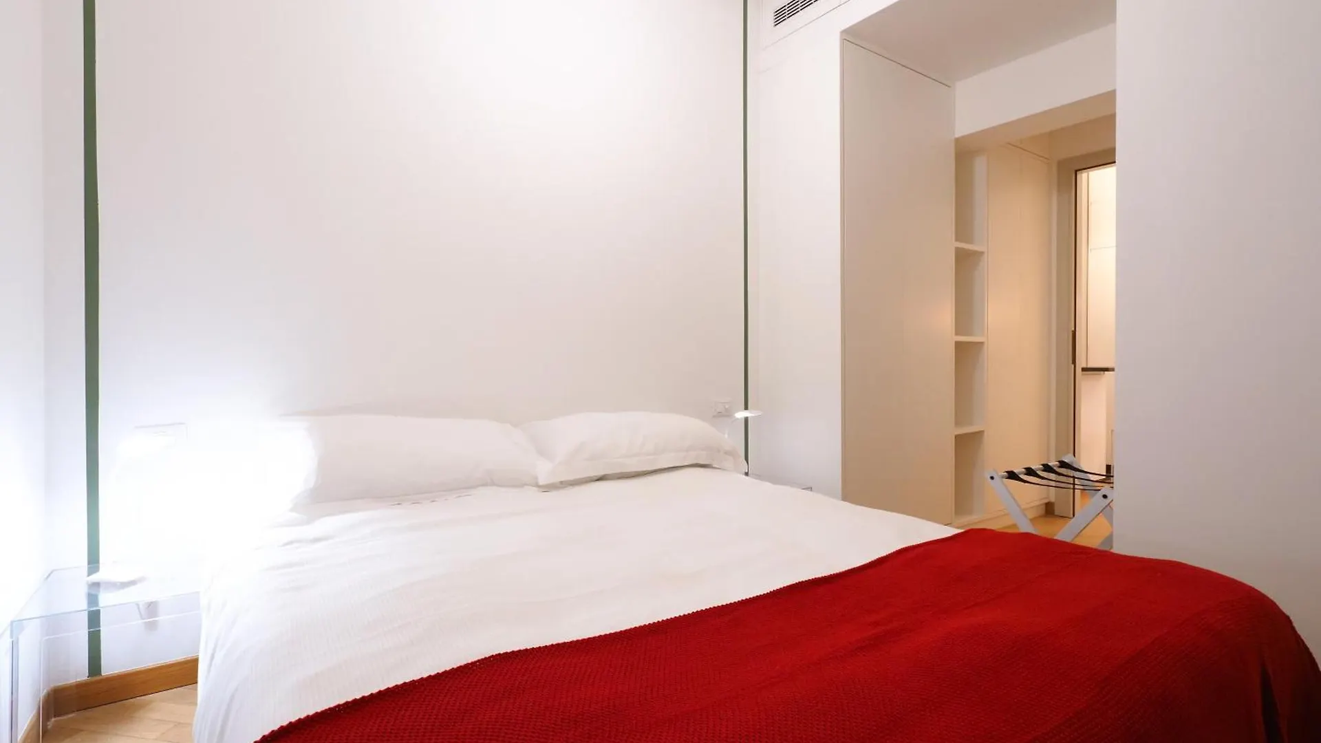 Milano Design Apartment Navigli Mm S Agostino Italy