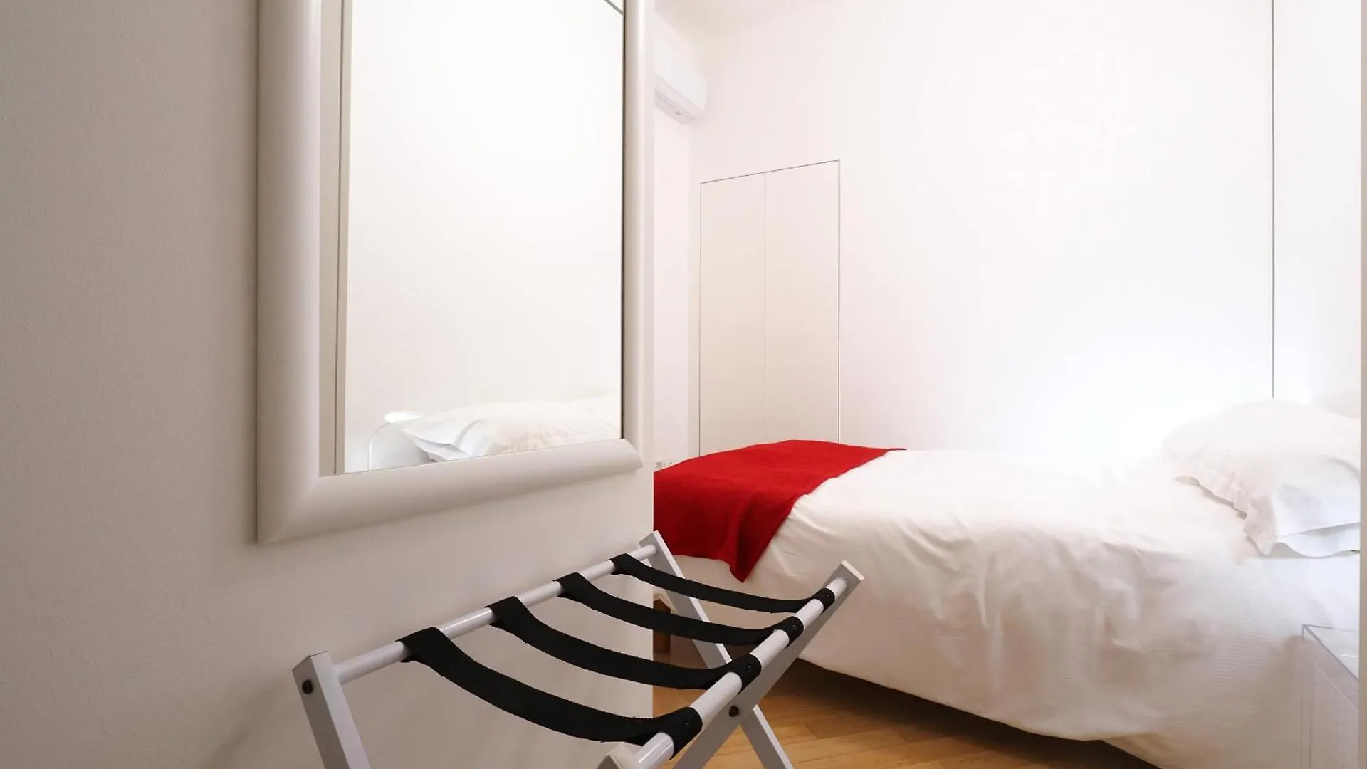 Milano Design Apartment Navigli Mm S Agostino  Milan